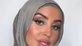 Italian hijab 2
